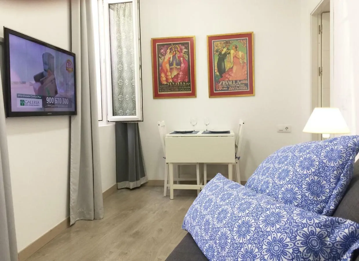 Imperial - Parking Gratis Apartment Seville 0*,  Spain